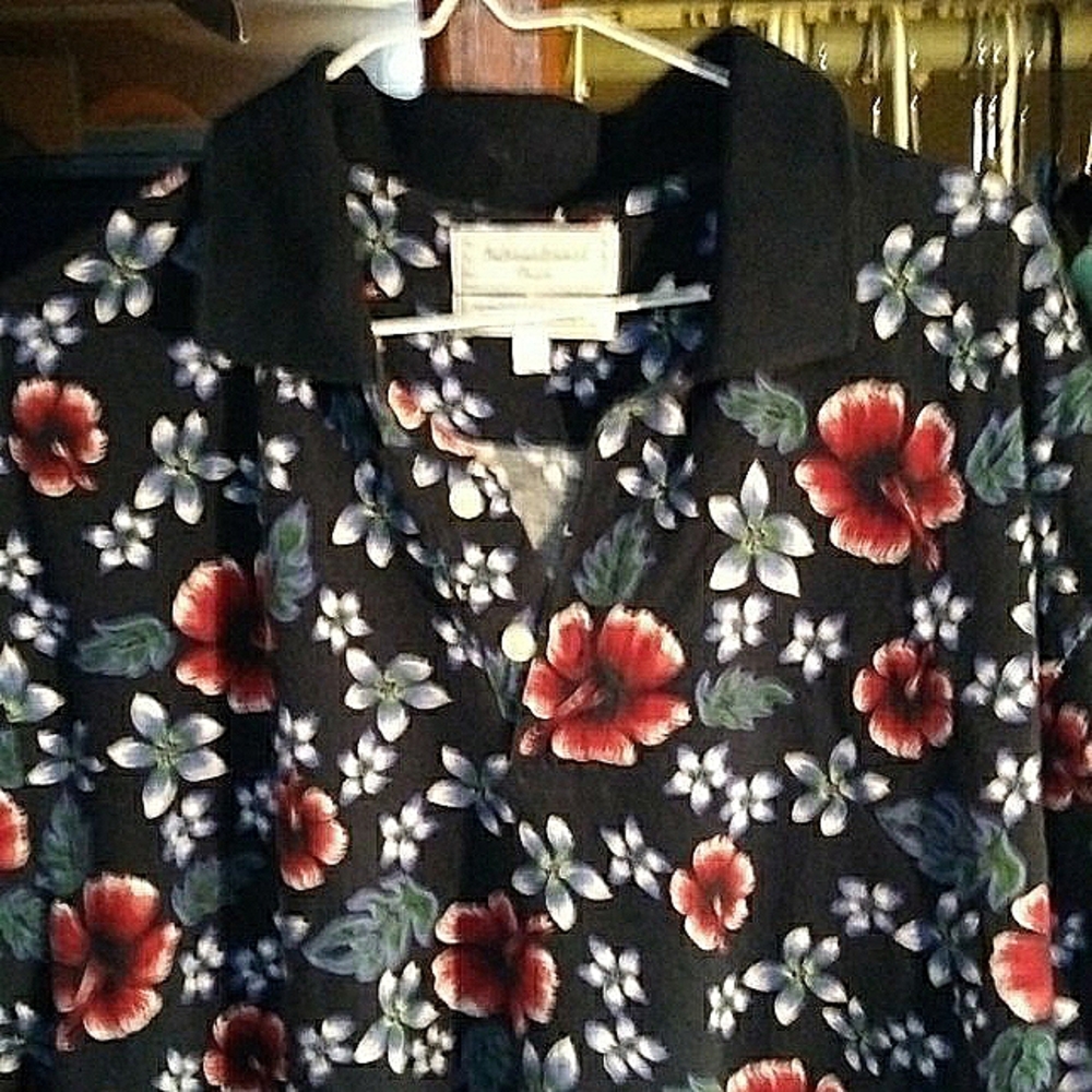 Men's pullover flower pattern international tour Izod club shirt extra largeTG